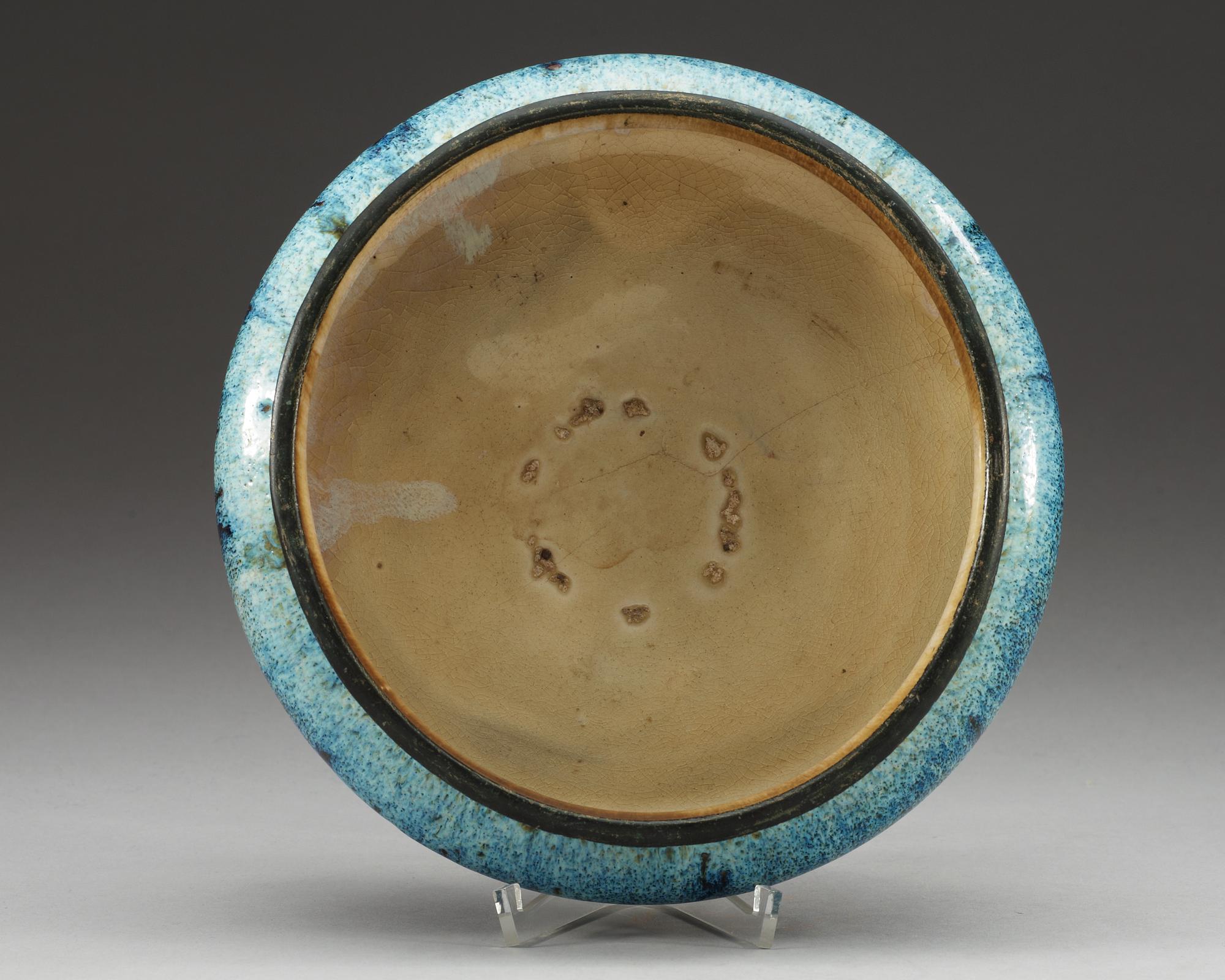 A Yunyao glazed tripod censer/narcissus bowl, presumably 18th Century.