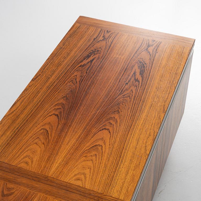 Jan Ole Ertzeid, sideboard, "Mambo", Bruksbo Tegnekontor, Bagn Møbelindustri, Norge, 1970-tal.