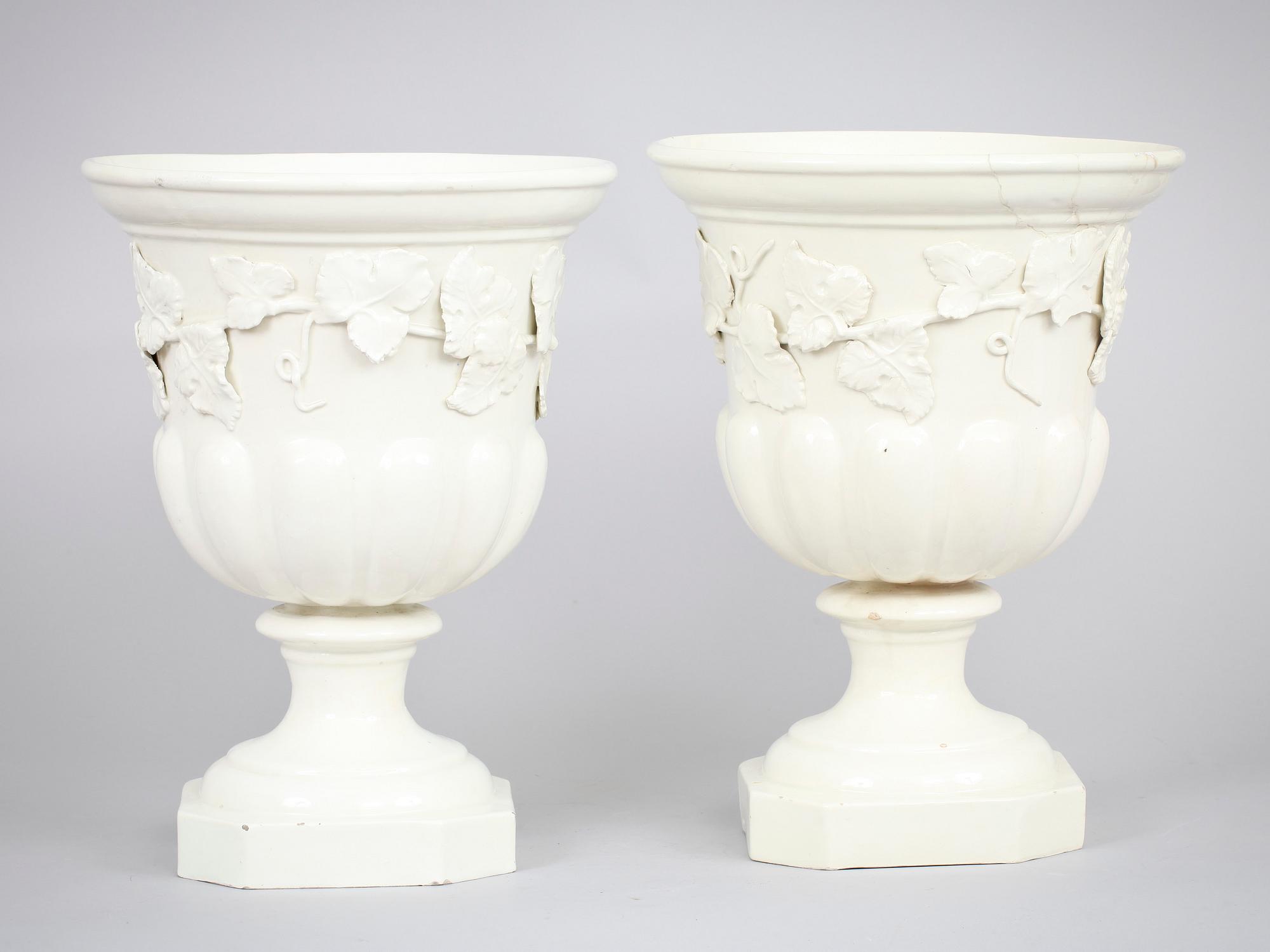 YTTERFODER, ett par, flintgods, 1900-tal.