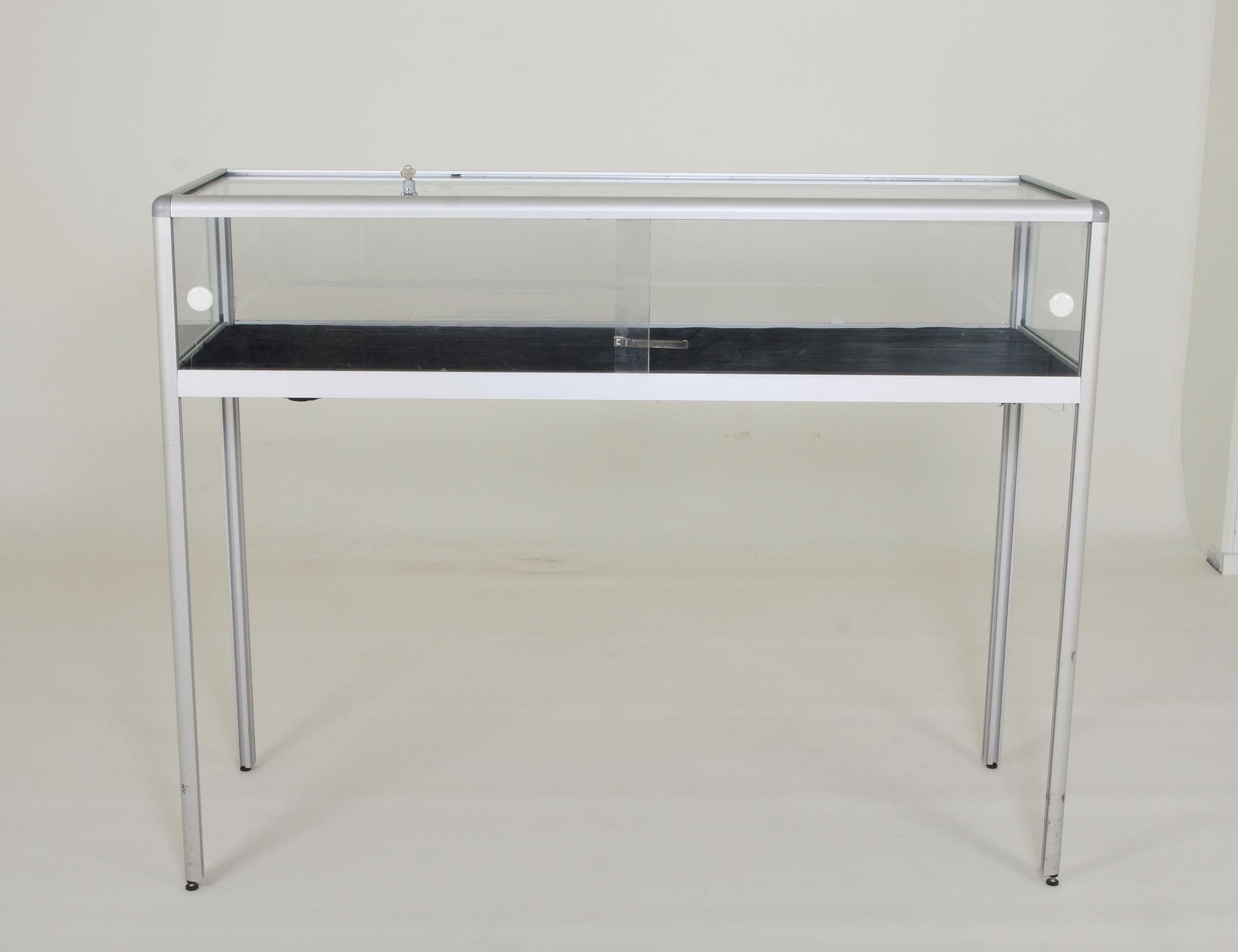 VISNINGSMONTER, 1900-talets slut.