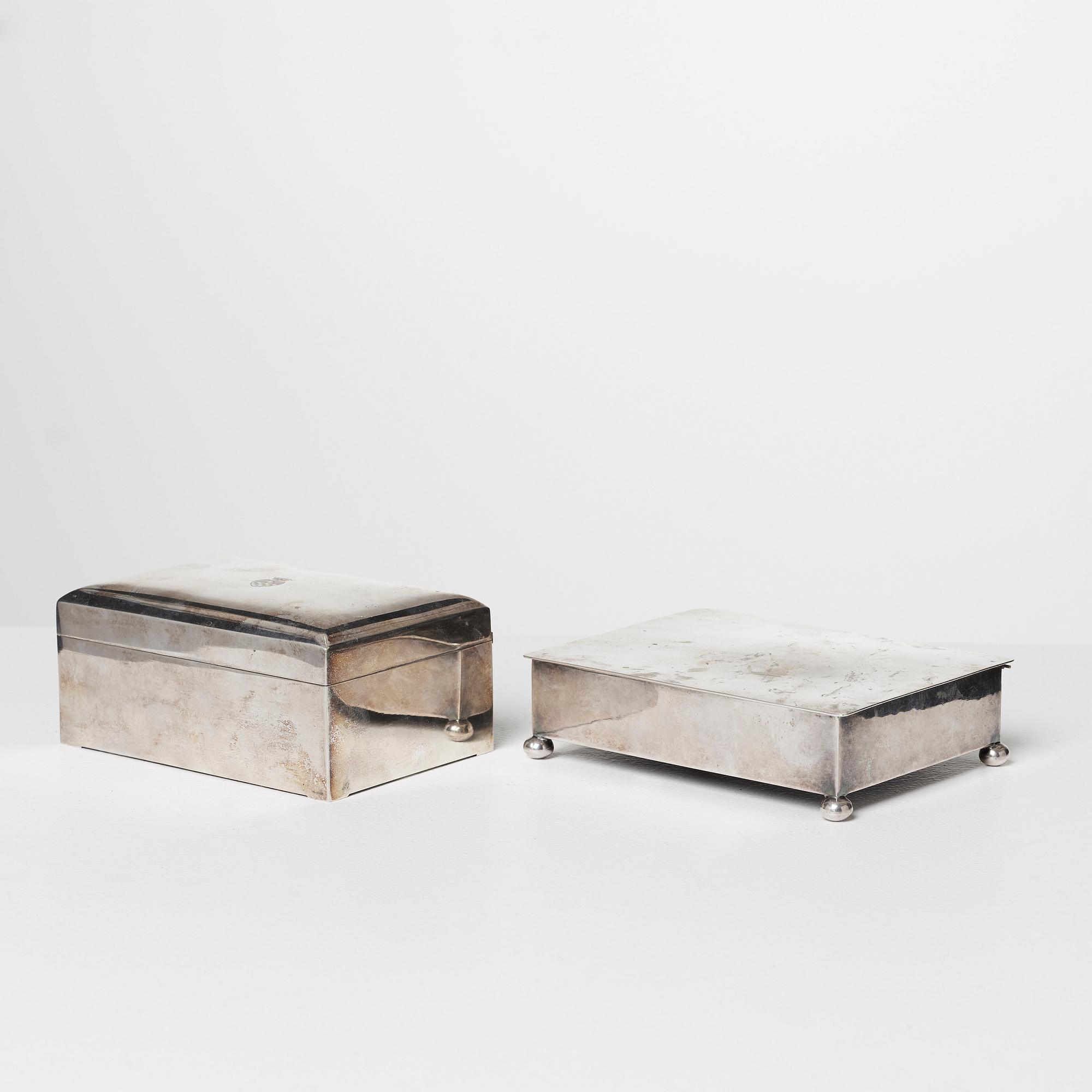 SKRIN, 2 st, silver, K. Anderson, Stockholm 1927 resp Lindman, Helsingfors 1913.