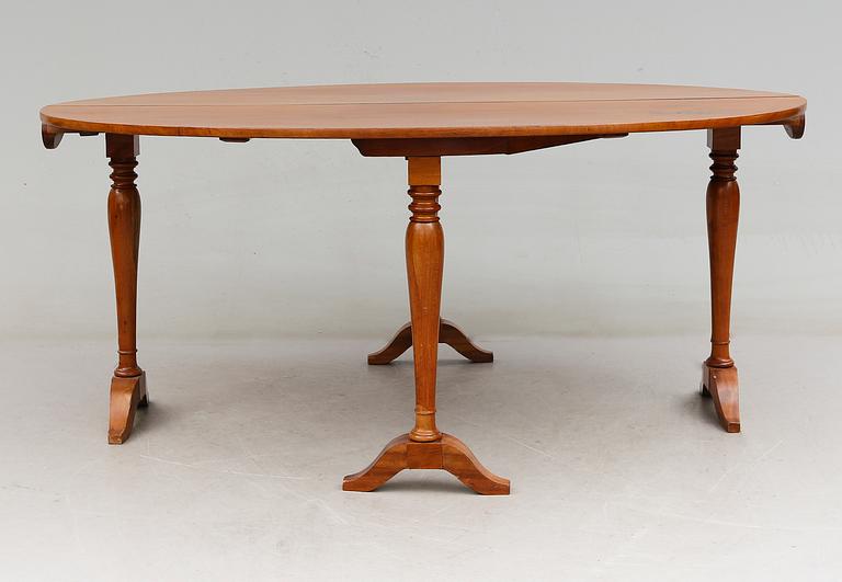 MATBORD, empirestil, 1900-talets början.