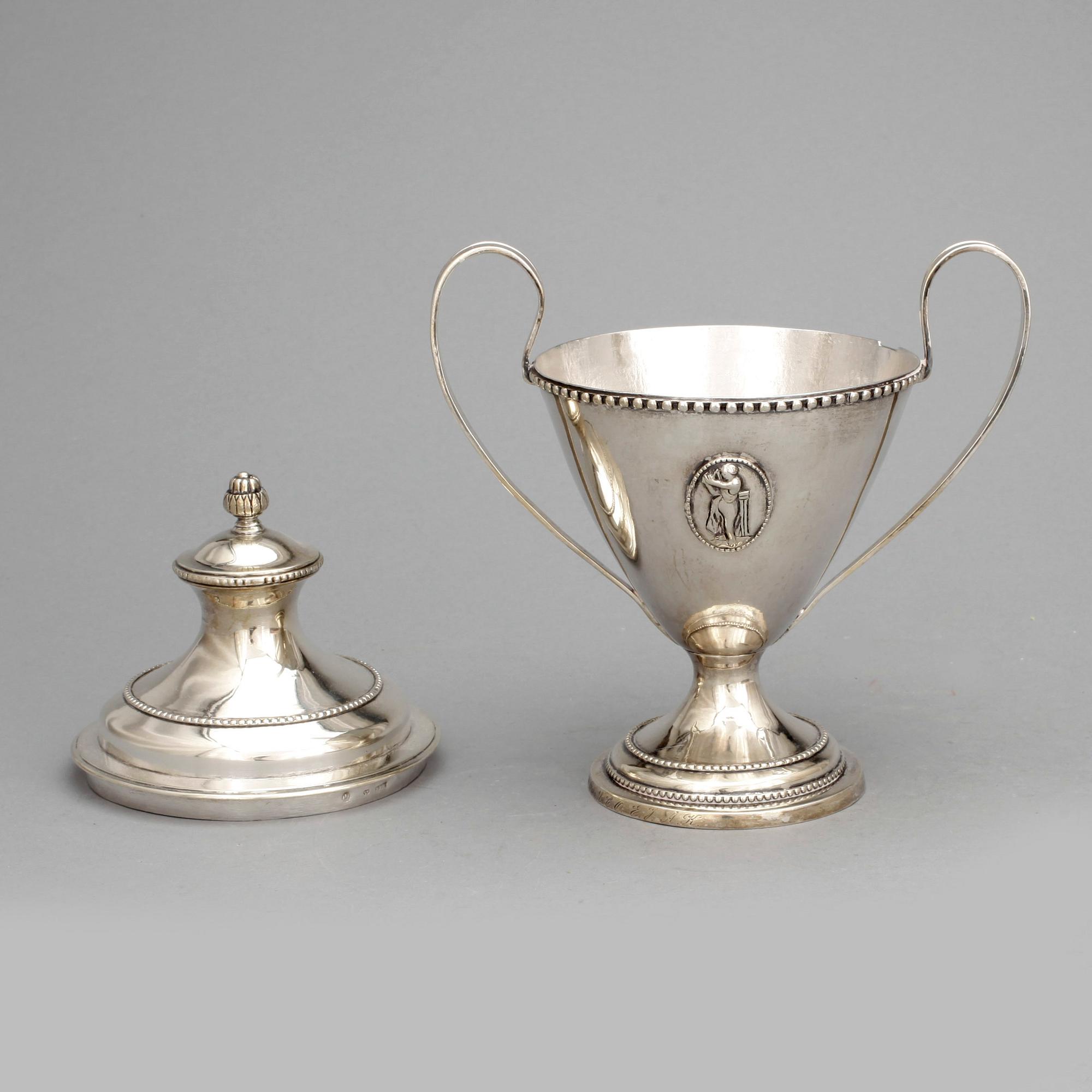 SOCKERSKÅL, silver, Johan Patrik Ljungström, Udevalla, (1808-30). Vikt ca 591 gram.