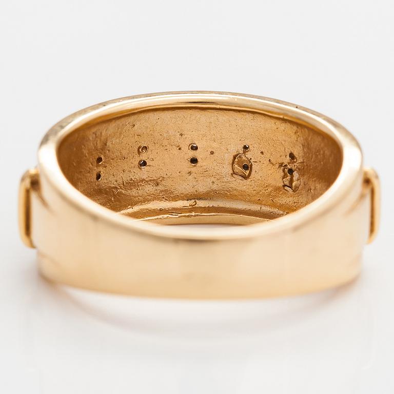 Ring, 14K guld, diamanter ca. 0.05 ct tot.