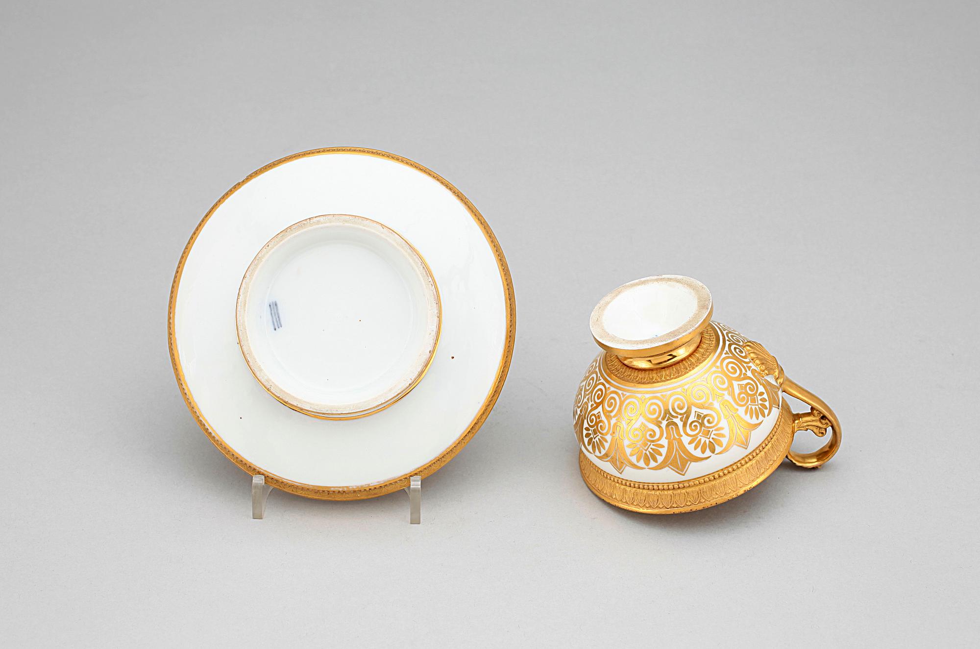 KOPP med FAT, porslin, empire, Kunglig Dansk, 1800-talets mitt.