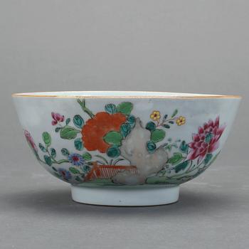 SKÅL, porslin, Kina, troligen Qianlong, 1736-1795.