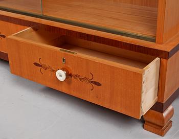 BOKSKÅP, Sverige, 1930-tal.