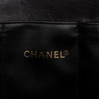 CHANEL, Matelasse quilted leather briefcase.