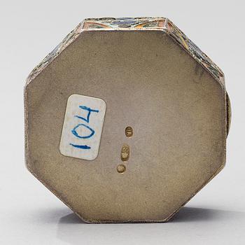 RASIA, hopeaa ja emalia, Moskova noin 1908-17, Yhdestoista artelli.