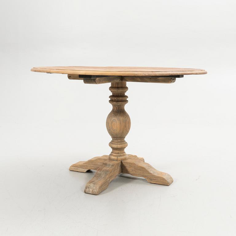 Dining group, 5 pieces, 21st century.