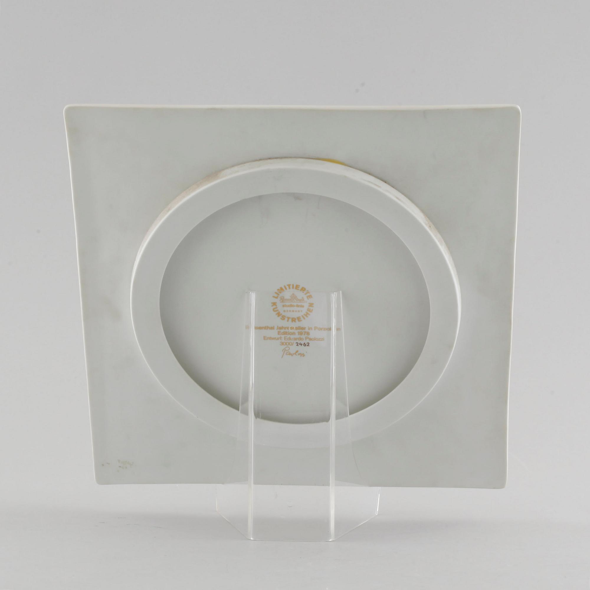 EDUARDO PAOLOZZI, a porcelian plate, Rosenthal, signed and numbered 2462/3000.