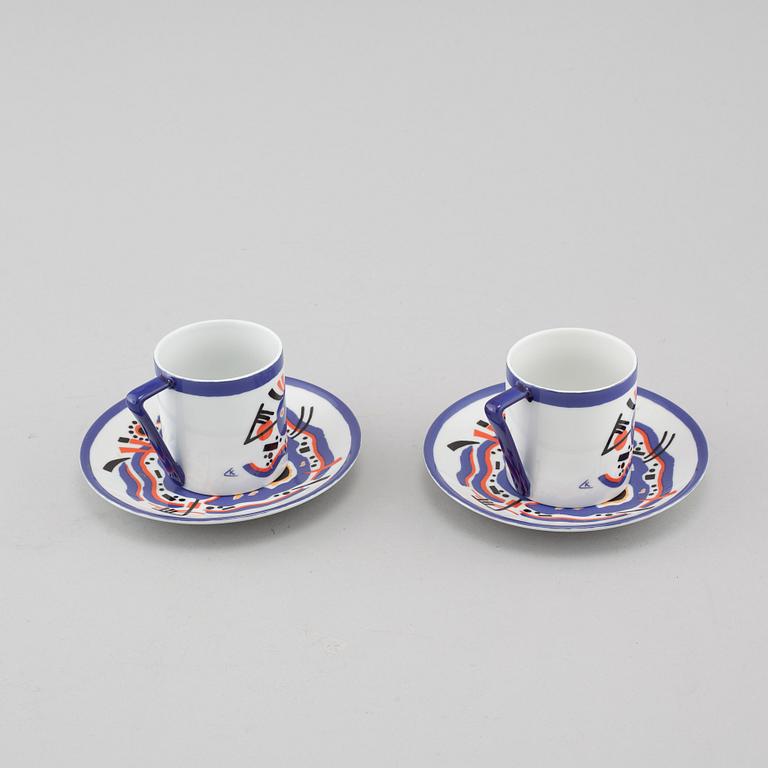A pair of coffee cups with motiv by Wassily Kandinsky from 21th century.