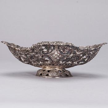 SKÅL, silver, E. Jäntti, Helsingfors 1971. Vikt 348,8 g.