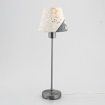 Josef Frank, table lamp model 2332/2, Firma Svenskt Tenn.