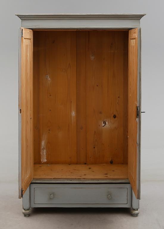 KLÄDSKÅP, 1800-talets slut.