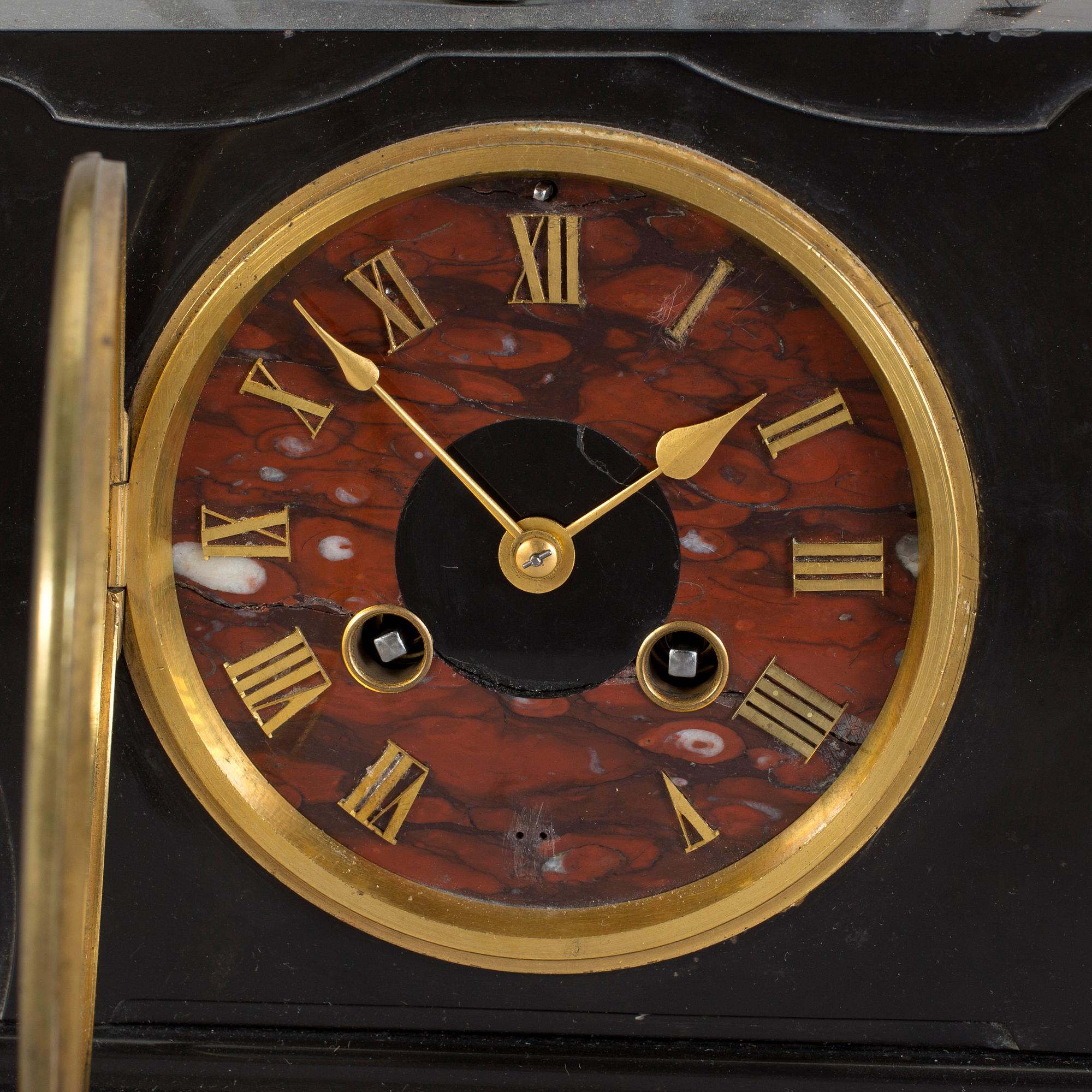 BORDSPENDYL, 1900-talets början.