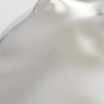 Stefan Lindfors, a stainless steel salad bowl with servers, Hackman, late 20th century.