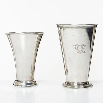 Bägare, 2 st, silver, bl.a. I. Sundström, Stockholm 1917.