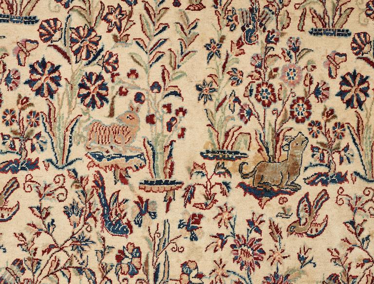 SEMI-ANTIQUE NAIN. 309 x 213,5 cm.