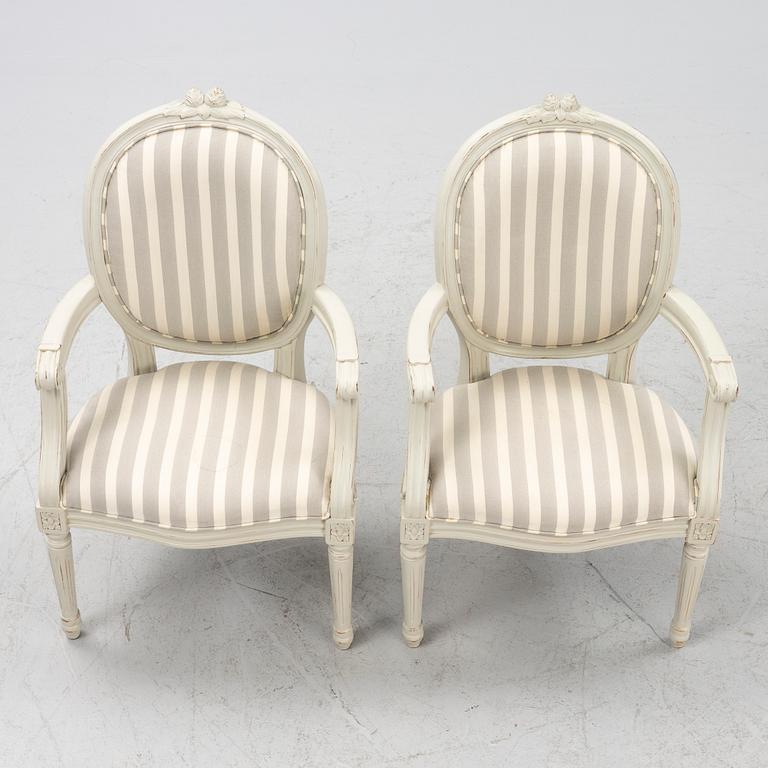 Barnmöbler, 4 delar, Gustaviansk stil, 1900-talets senare del.