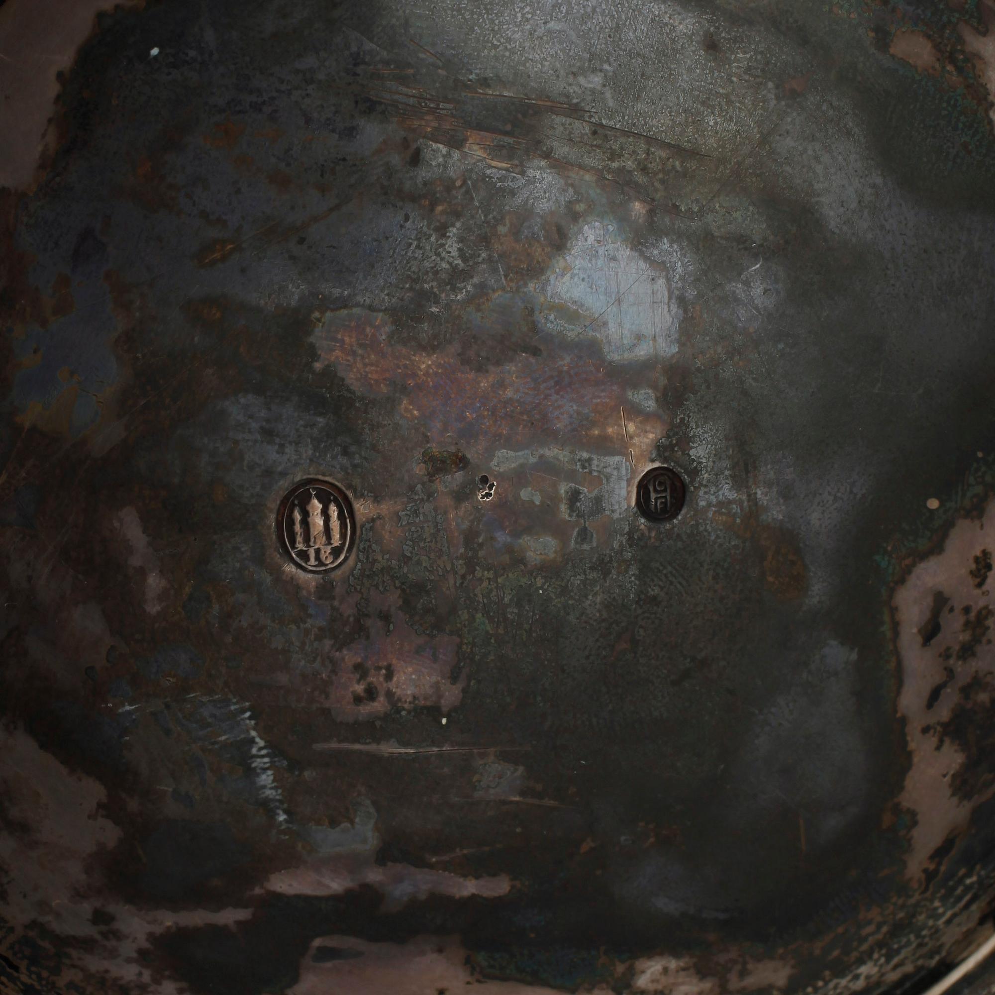 TÉKANNA PÅ RECHAUD, silver, rokokostil Christian F. Heise, Danmark. 1917. Totalvikt 1517 gram.