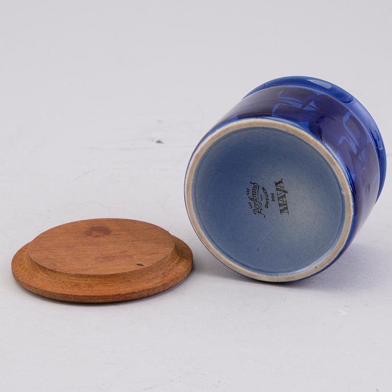 MARIANNE WESTMAN, Set of three stoneware jars by Rörstrand, second half of 20th Century.