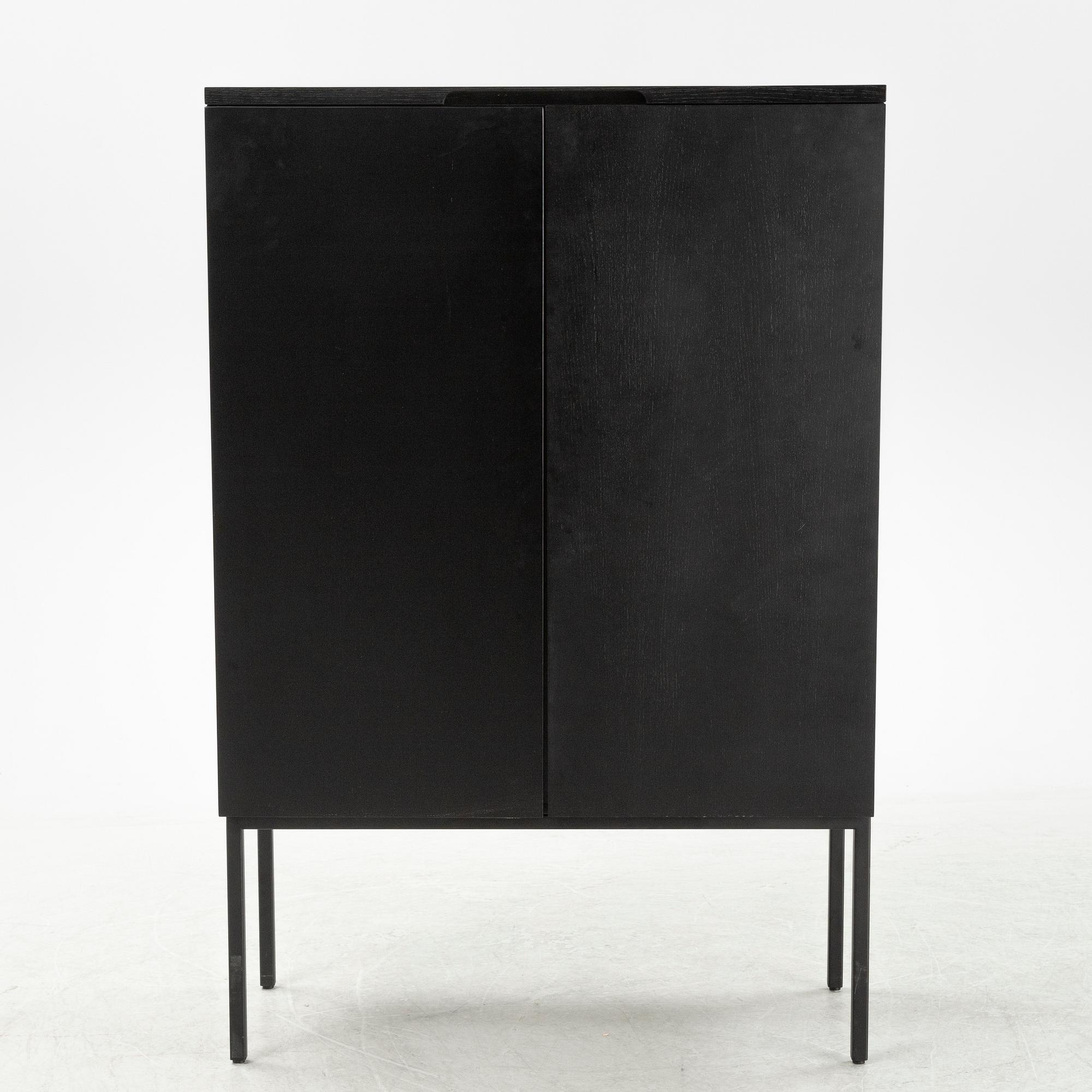 Skåp, ”Barn Cabinet”, Woud, Danmark, samtida.