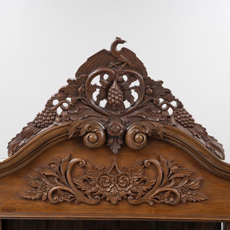 Display cabinet, 20th century,