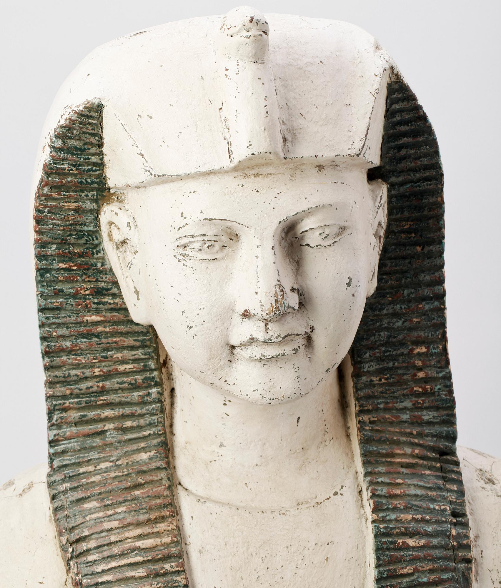 BYST, egyptiserande, 1900-talets senare del.