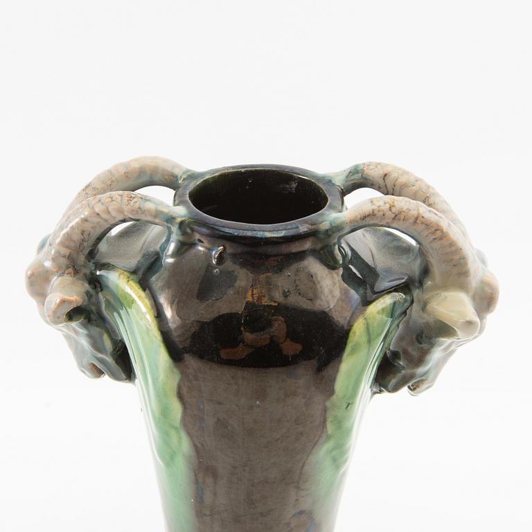 Vase Jugend early 20th century porcelain.