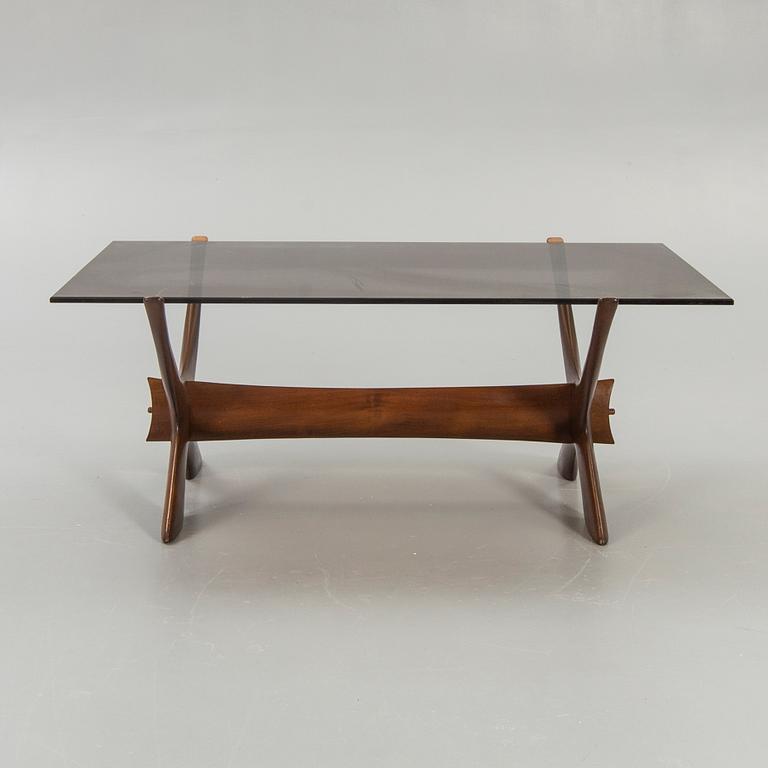 Fredrik Schriever-Abeln, soffbord, "nr 9", Örebro Glasindustri, modell lanserad 1967.