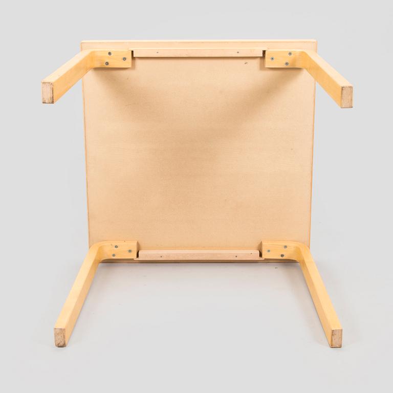 Alvar Aalto, bord, modell 81C, Artek 1970-tal.