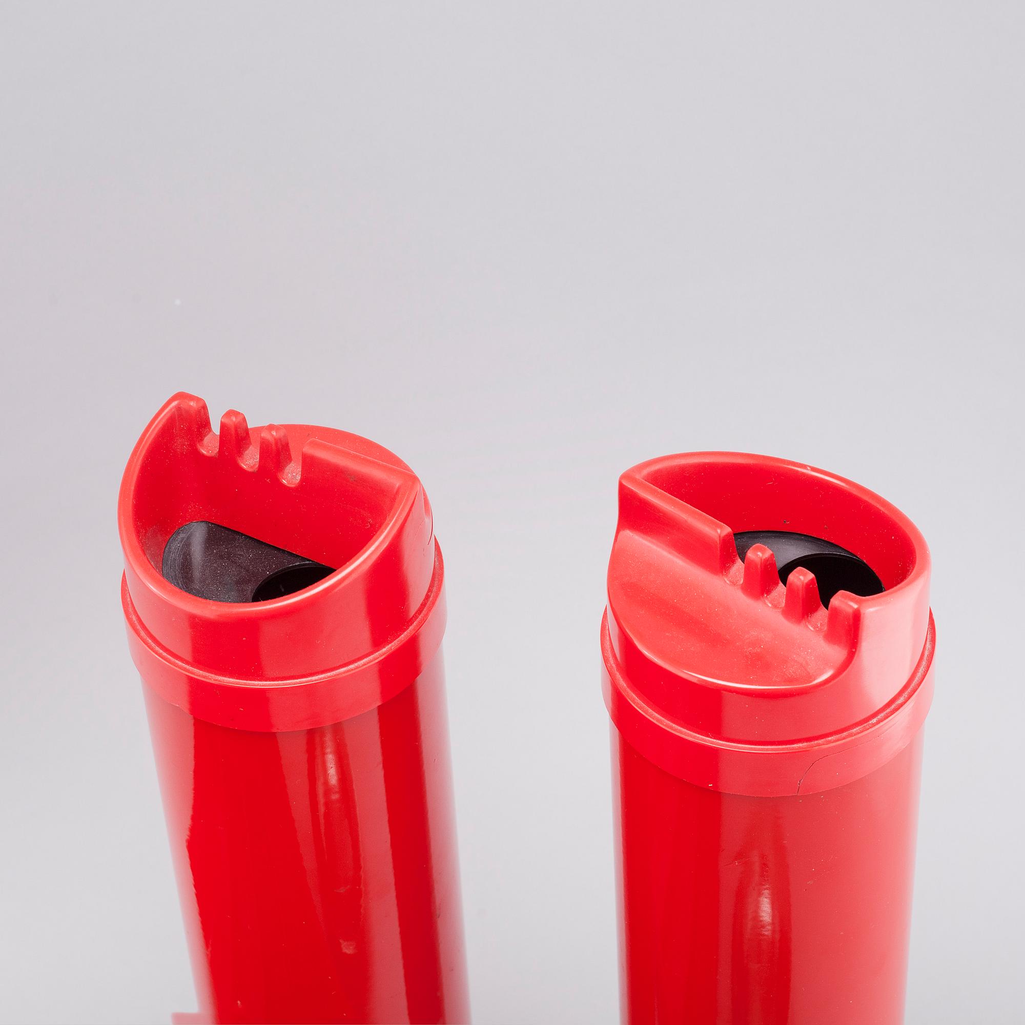 Three ash trays and one cutlery holder, ia designed by Joe Colombo and Gino Columbini for Kartell, 1960/70s.