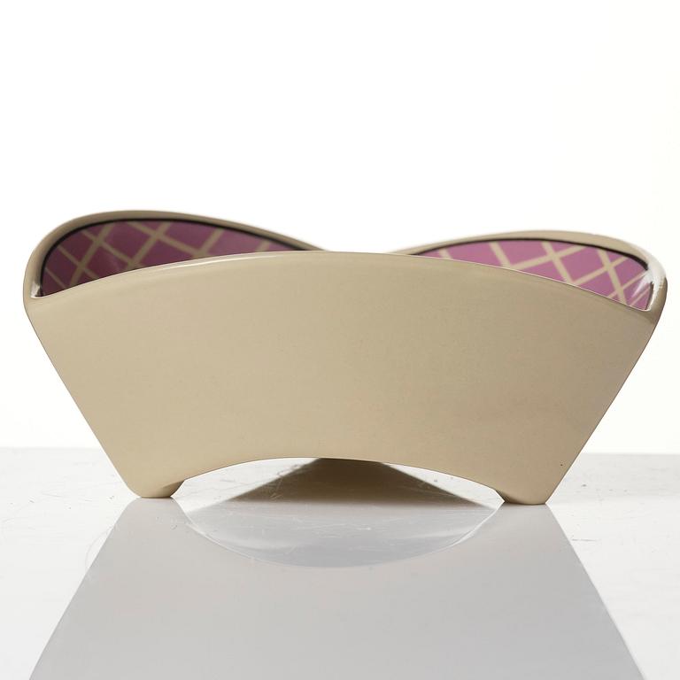 Dorothy Hafner, a 47-piece "Flash" ceramic dinner service, Rosenthal, Germany, post 1984.