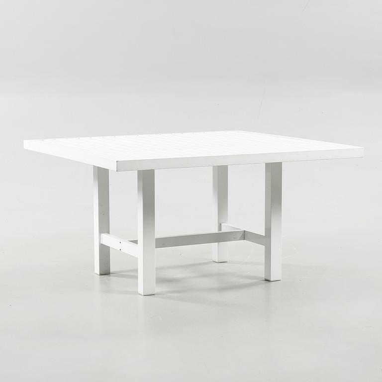 A 21st century garden table, designed by Elsa Stackelberg for Fri Form.