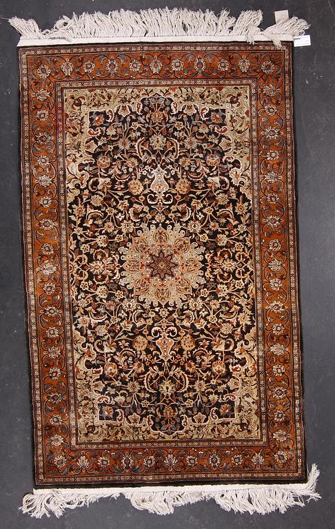 MATTA, Kina, ca 125x200.