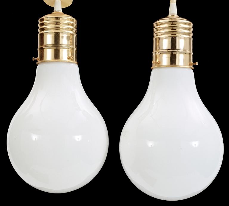 TAKLAMPA, 2st, 1960/70-tal. Höjd ca40cm.