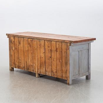 ARBETSBÄNK/SIDEBOARD 1900-tal.