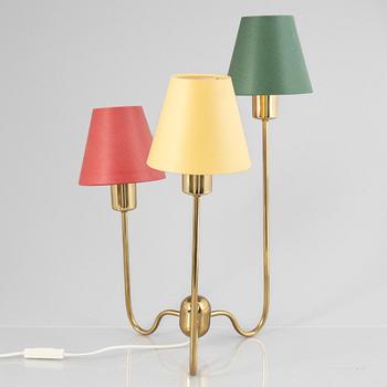 Josef Frank, bordslampa, modell 2468, Firma Svenskt Tenn.