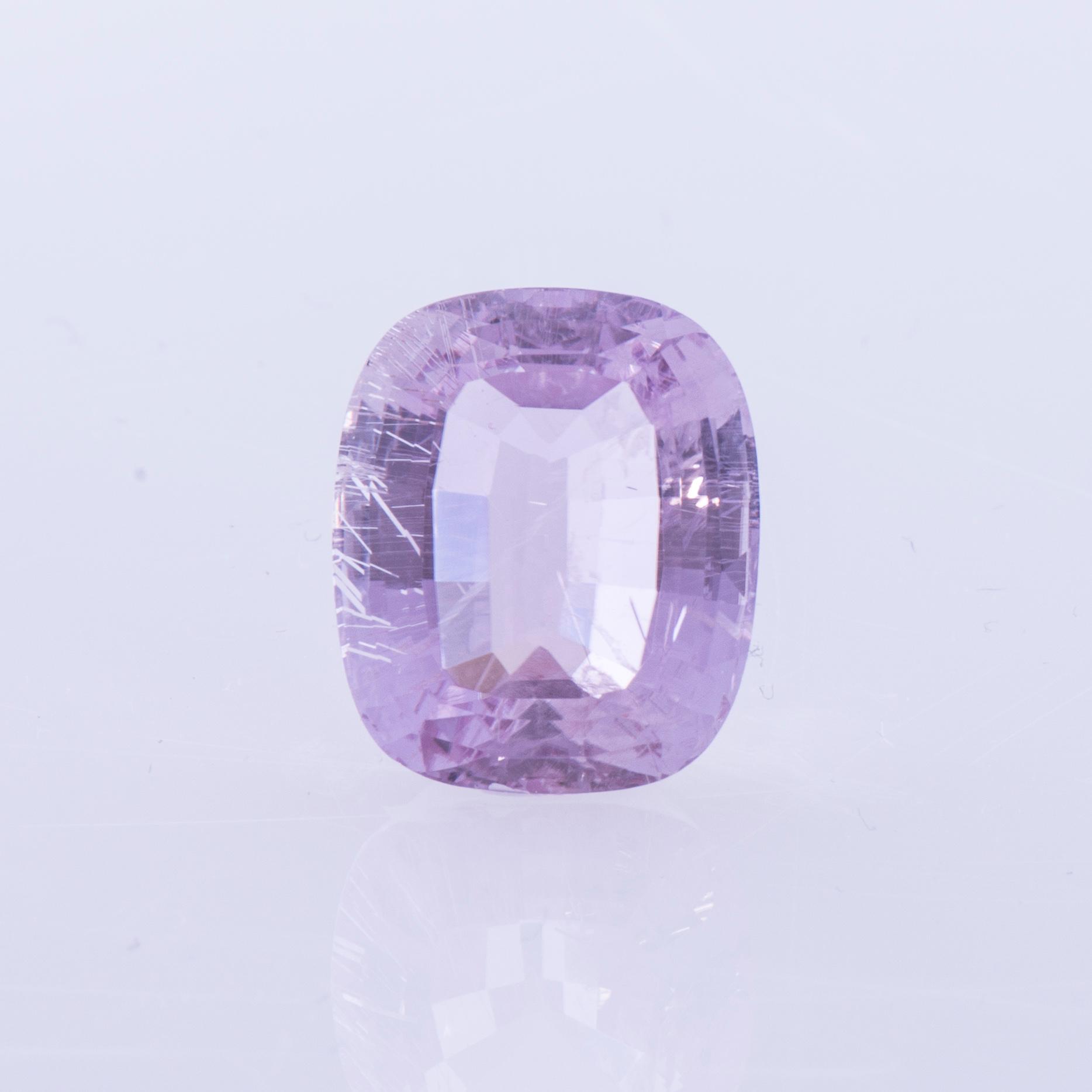 KUNZIT, dynslipad 15,7 ct.