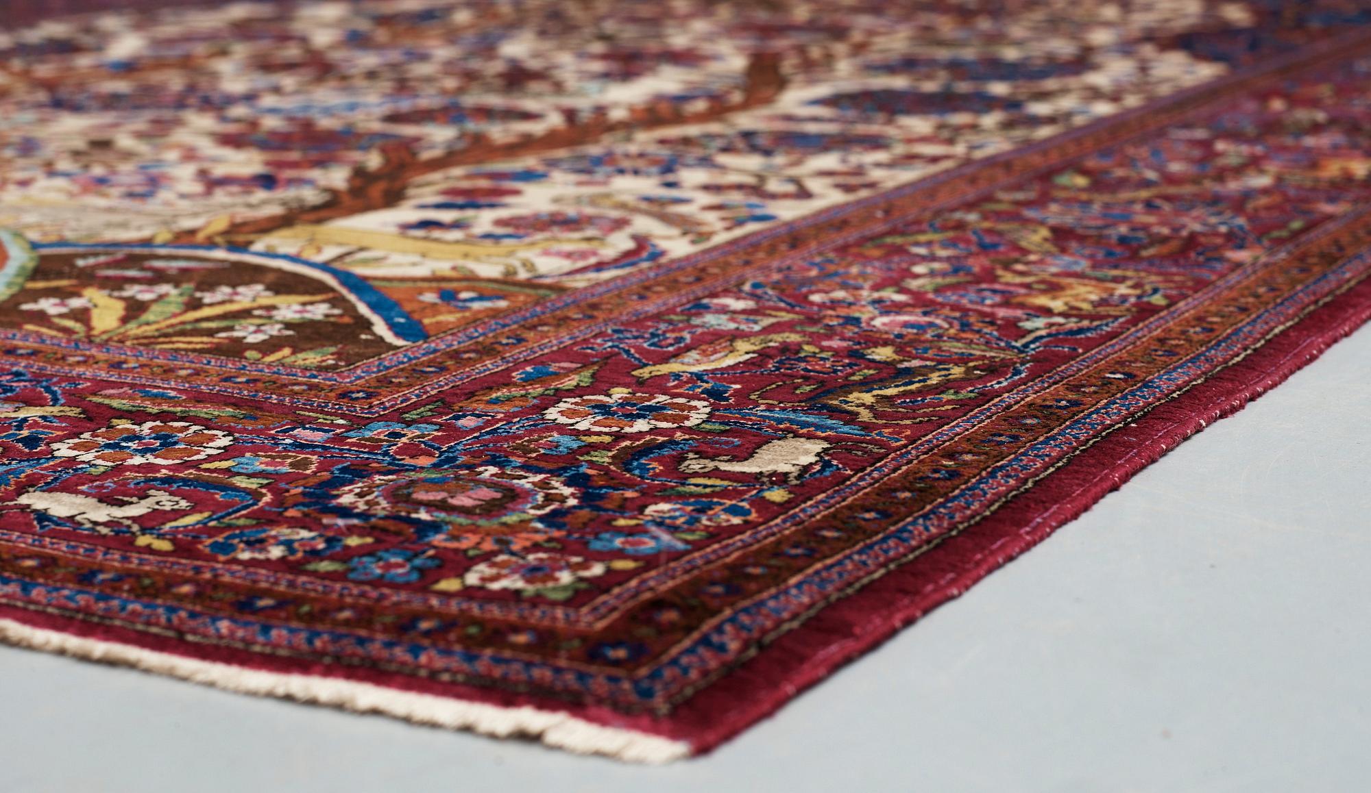 SEMI-ANTIQUE SILK KASHAN. 196,5 x 134,5 cm.