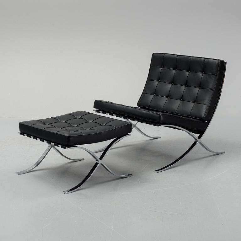 Ludwig Mies van der Rohe, fåtölj med fotpall, 'Barcelona', Knoll Studio.