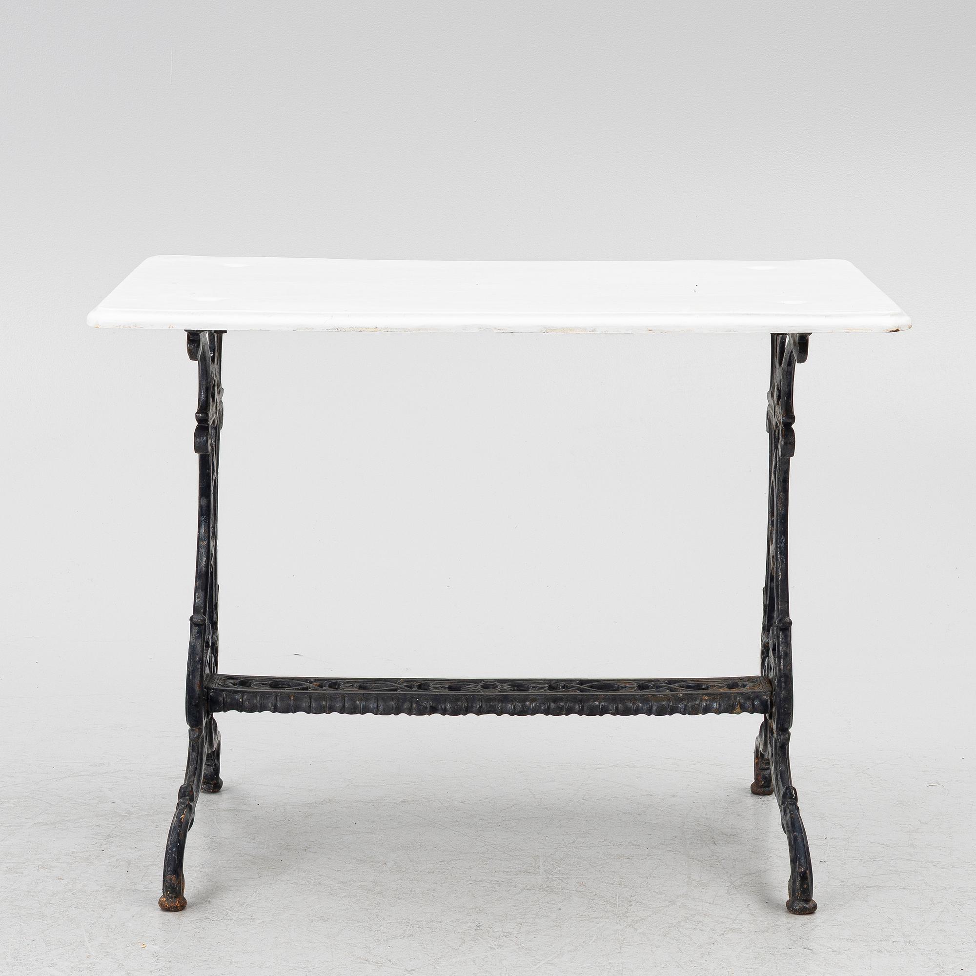 Trädgårdsbord, 1900-talets andra hälft.