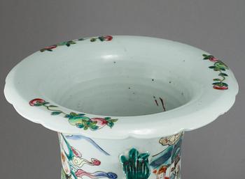 PARVASER, porslin, Kina, 1800/1900-tal.