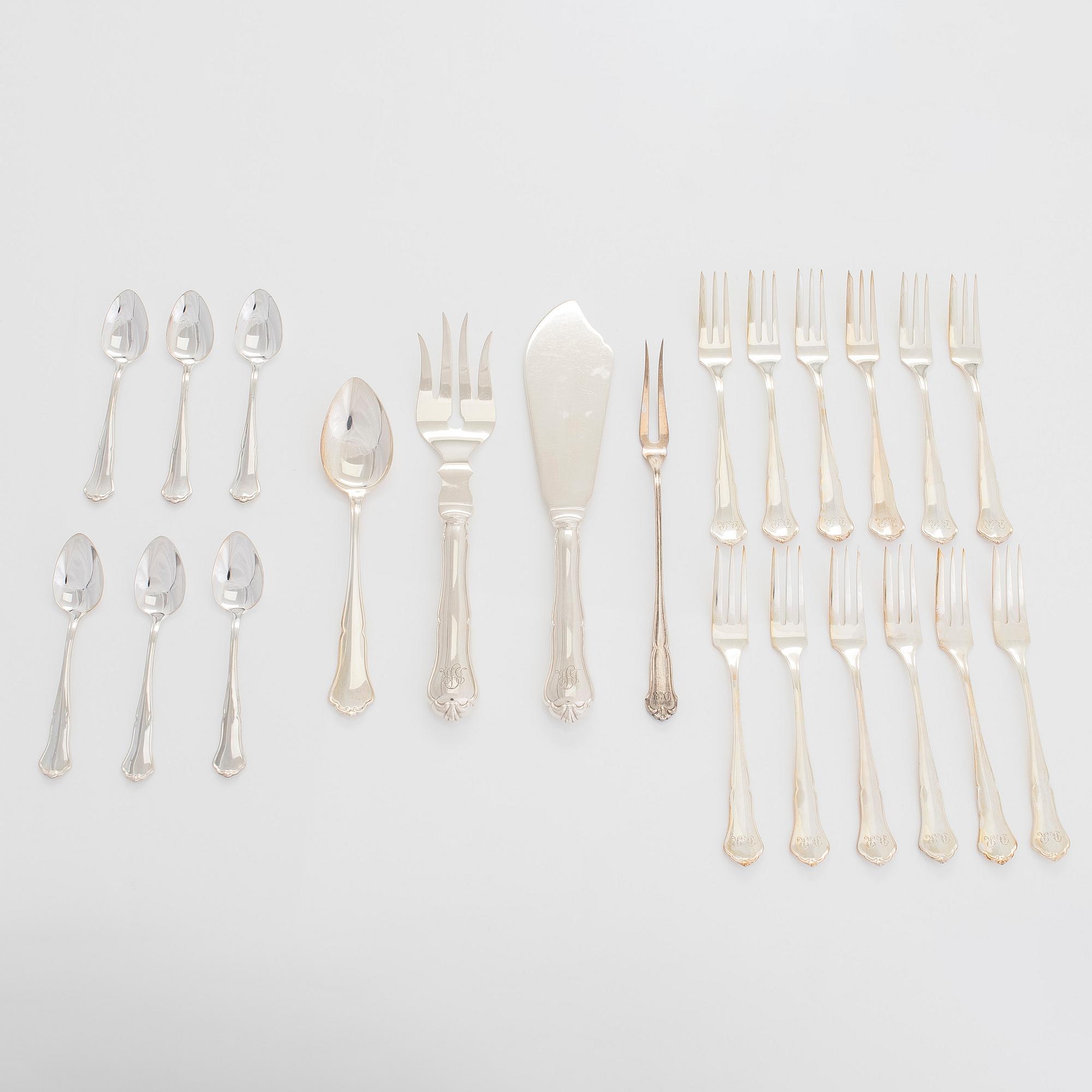 A 17-piece set of 'Chippendale' silver cutlery, mainly Kultakeskus, Hämeenlinna , 1956-2002.