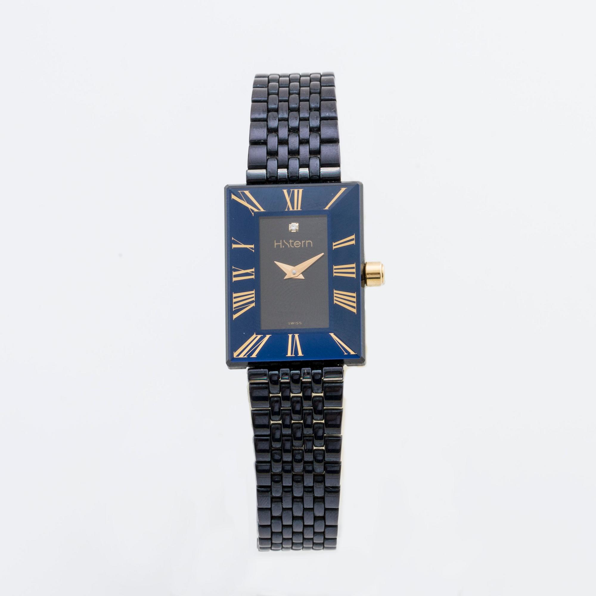 WRISTWATCH, H Stern, Sapphire collection, 19 x 25 mm, ceramik bracelet, original box, case and certificate.