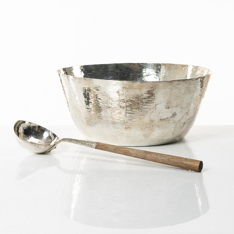 Tapio Wirkkala, bowl and ladle, silver, Kultakeskus, Hämeenlinna, 1976.