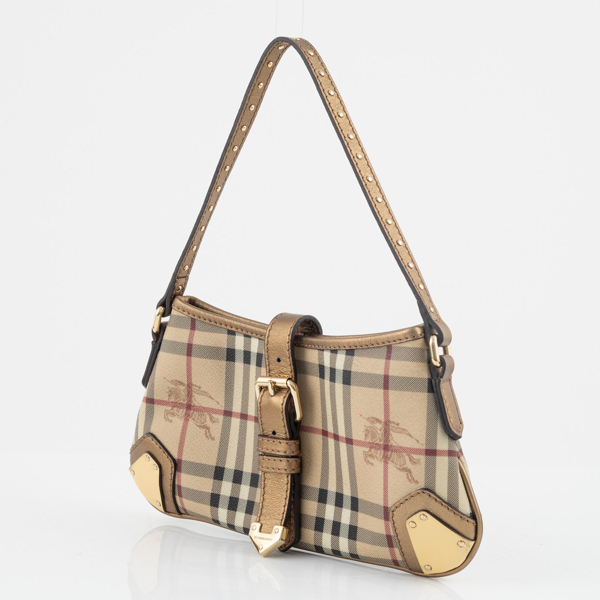 Burberry, väska, solskärm samt keps.