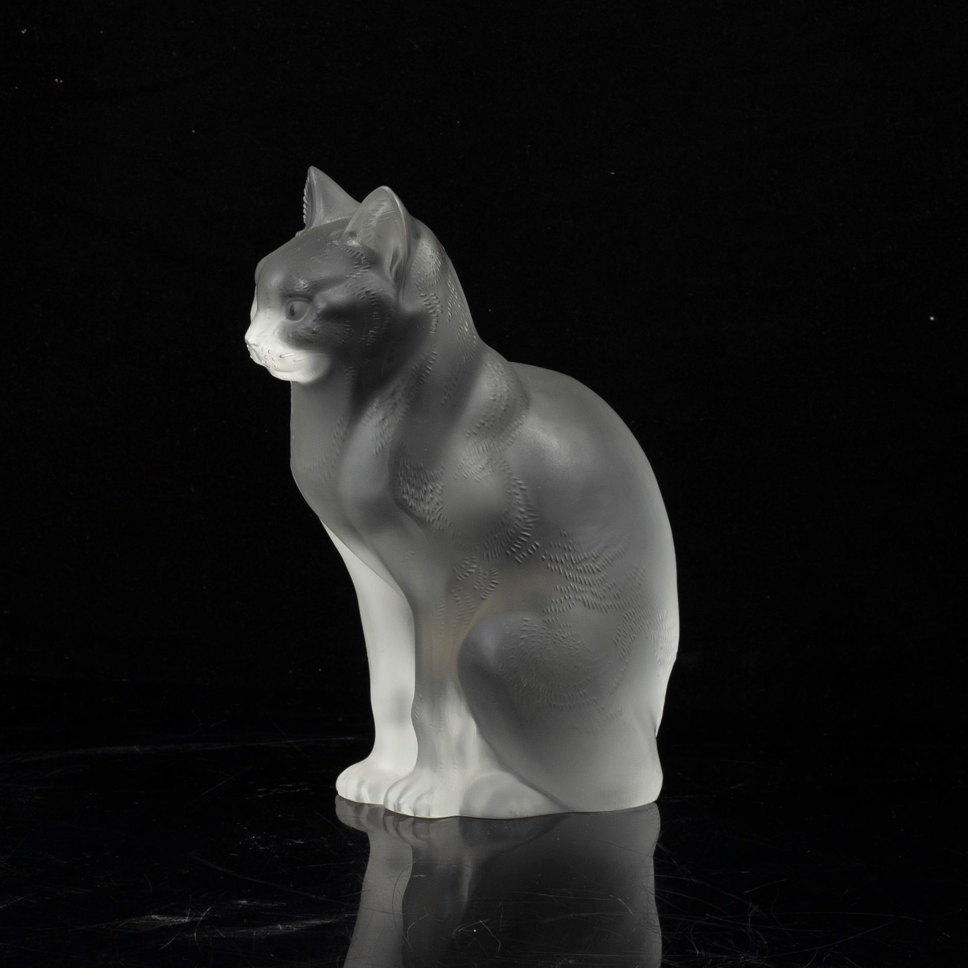 RENE LALIQUE, figurin i form av katt, signerad Lalique France, gjutet glas 1900-talets senare del.