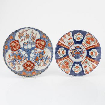 Seven pieces of Japanese Imari porcelain, around 1900 and early 20th century.